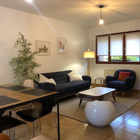 Maison De Village Avec Jardinet Bruguieres Bagian luar foto