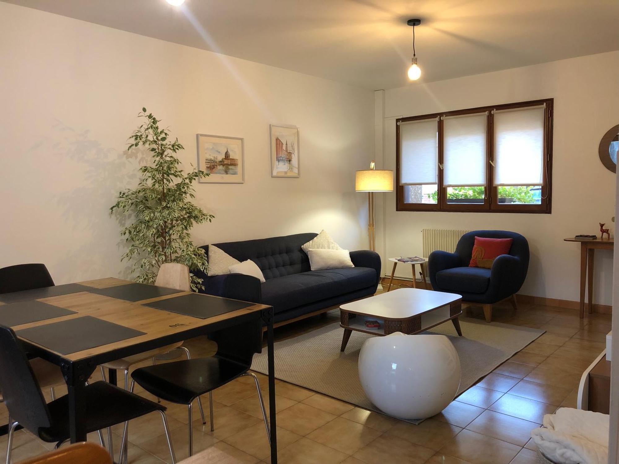 Maison De Village Avec Jardinet Bruguieres Bagian luar foto